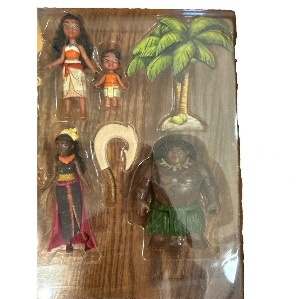 Disney Moana 2 Adventure Set Of 6 Caracthers Figures + Accesories New **No Box**